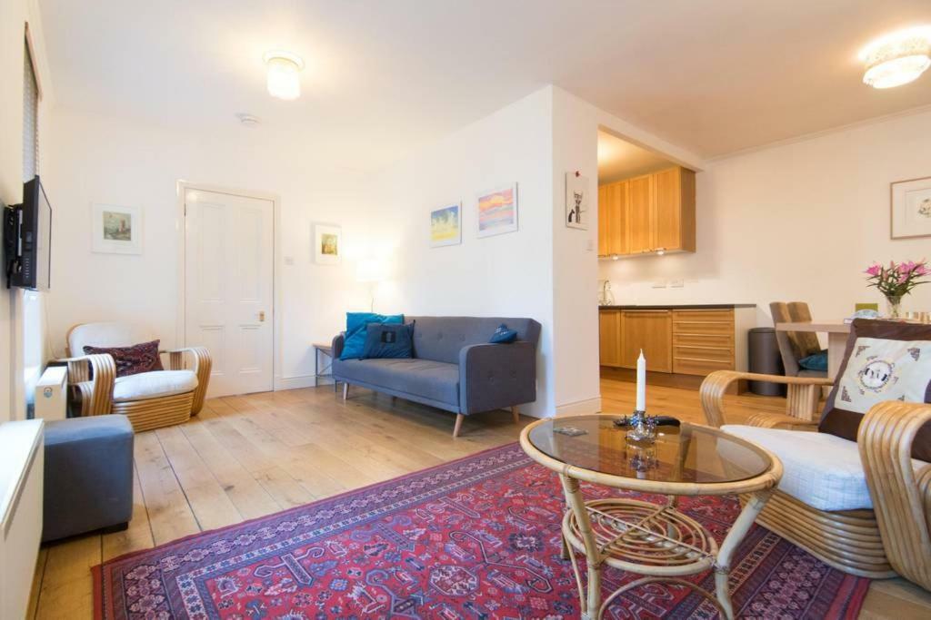 The Cottage. Woodlands, West End. Glasgow Eksteriør billede